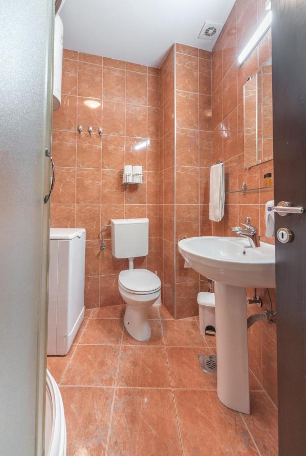 R Club Apartments Old Town Budva Exteriér fotografie
