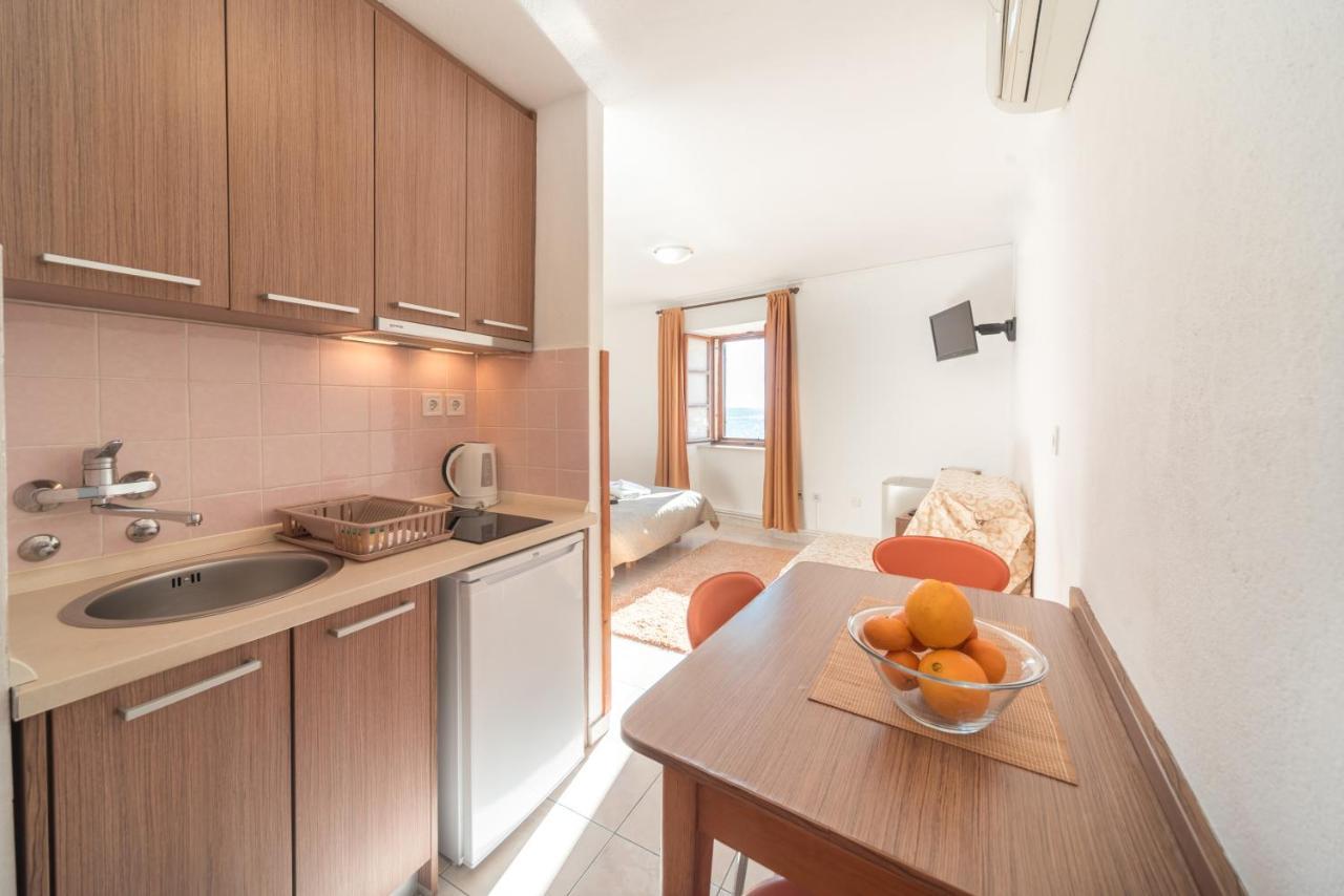 R Club Apartments Old Town Budva Exteriér fotografie
