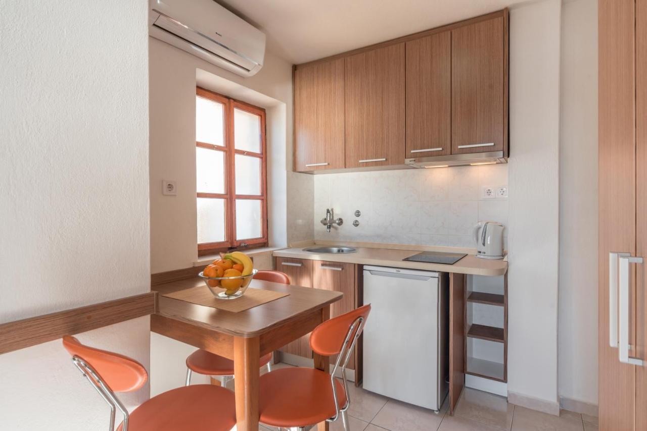 R Club Apartments Old Town Budva Exteriér fotografie