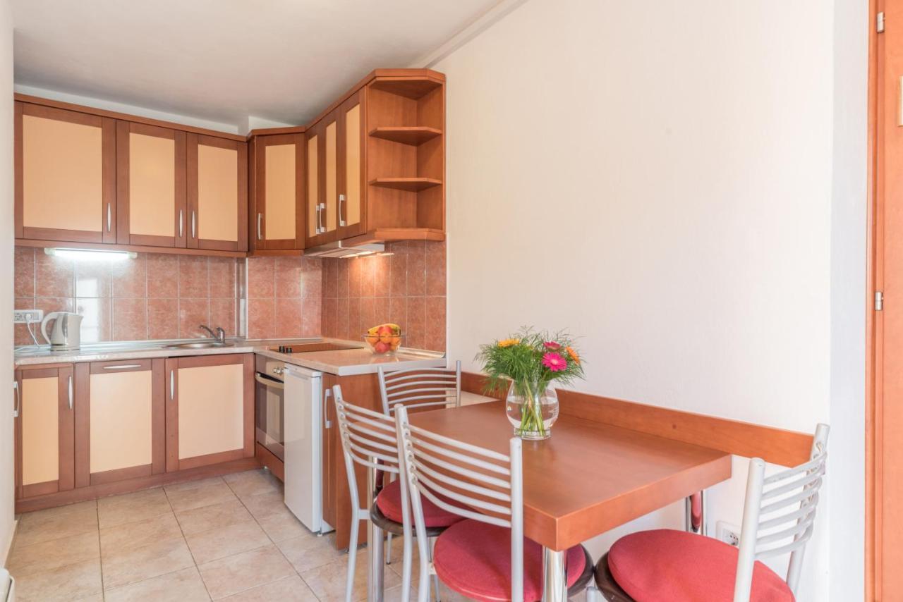 R Club Apartments Old Town Budva Exteriér fotografie