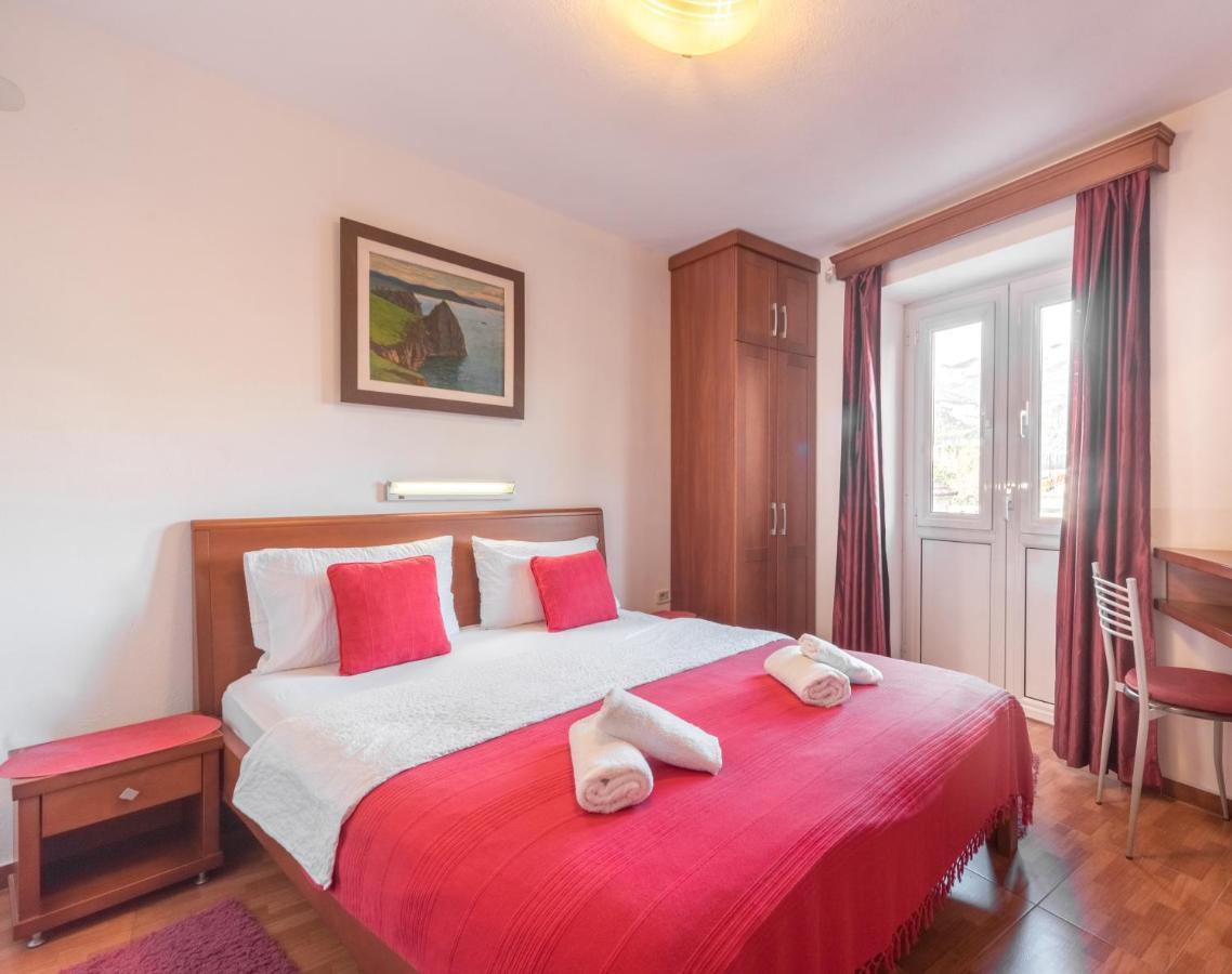 R Club Apartments Old Town Budva Exteriér fotografie
